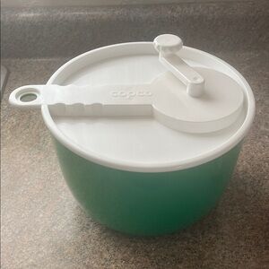 Green Salad Spinner